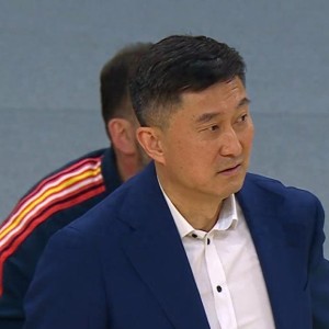 九游官方站点-广东男篮为什么惨遭首钢逆转？广东记者给出答案，杜锋该让贤了？
