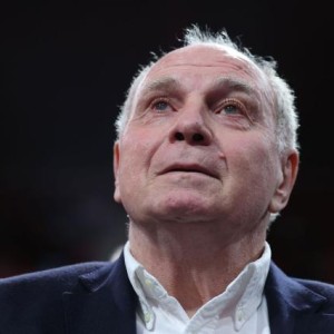 九游官网入口-赫内斯这是夸阿隆索呢，还是自黑呢？